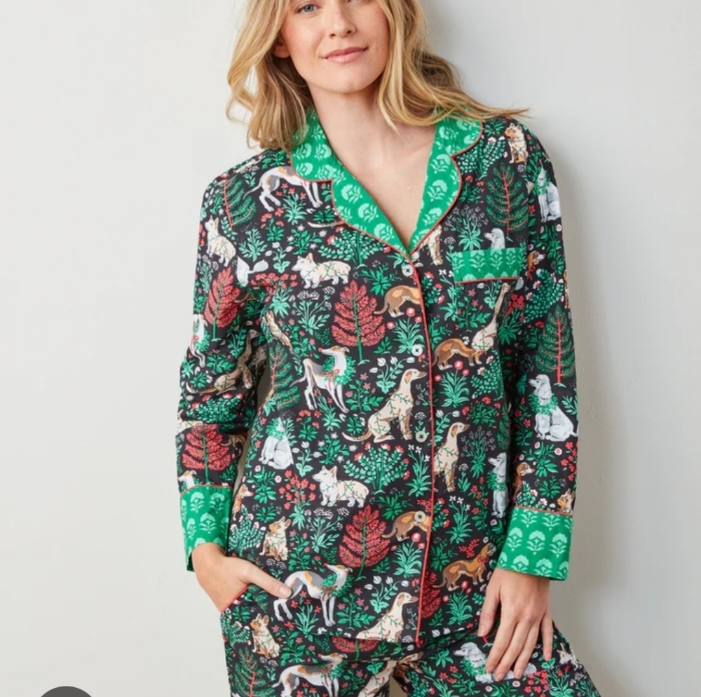 Nwt Printfresh Green Pajama Top with Whimsical Holiday Print